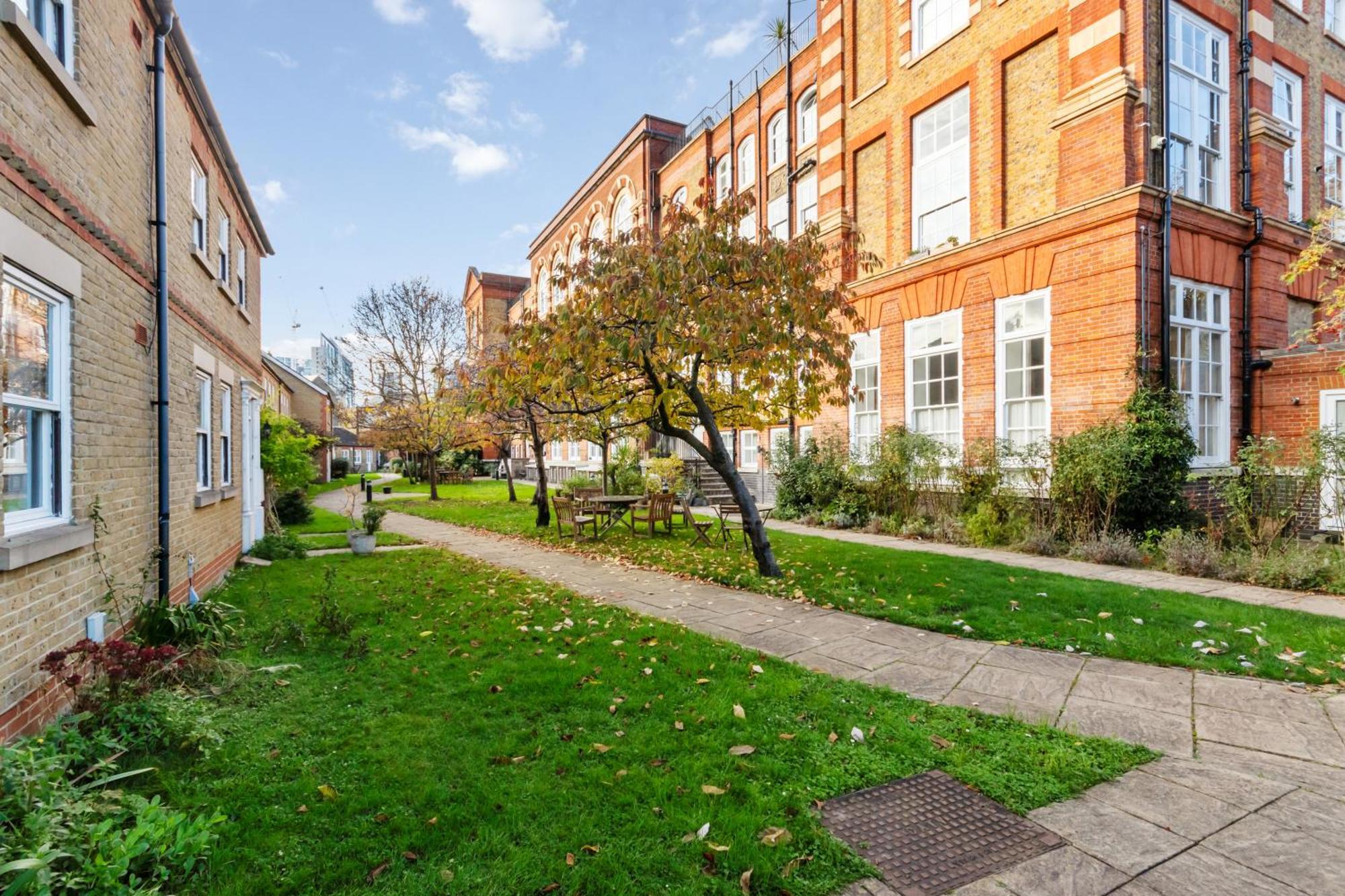 House With Private Parking Close To Borough Market & Tower Bridge! Londres